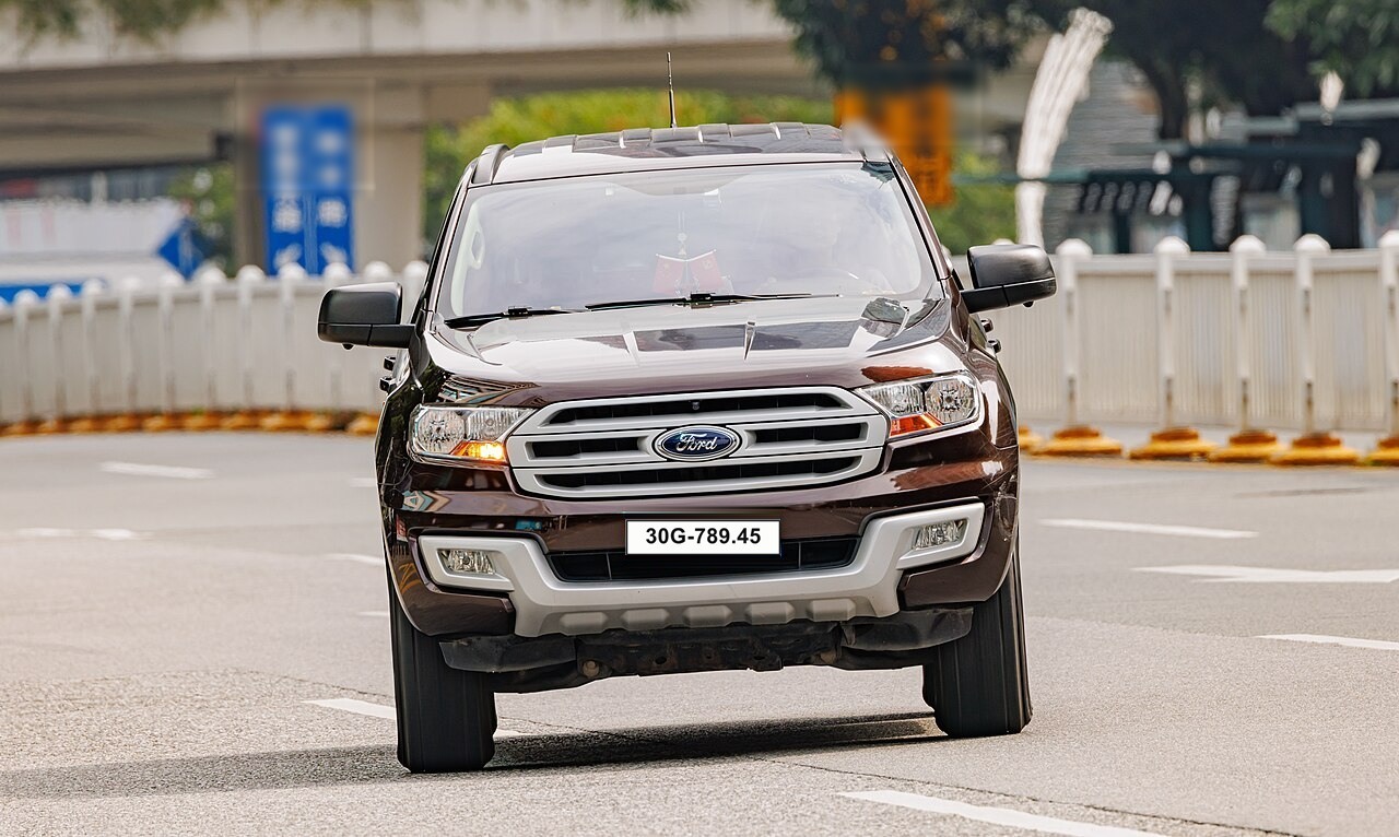 Thuê Ford Everest Titanium 2023 màu Đen tại Trung tâm Vĩnh Phúc, Vĩnh Phúc