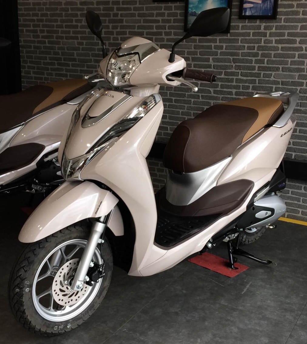 Thuê Honda Lead 125 2022 màu Xám tại Sân bay Phú Quốc, Kiên Giang