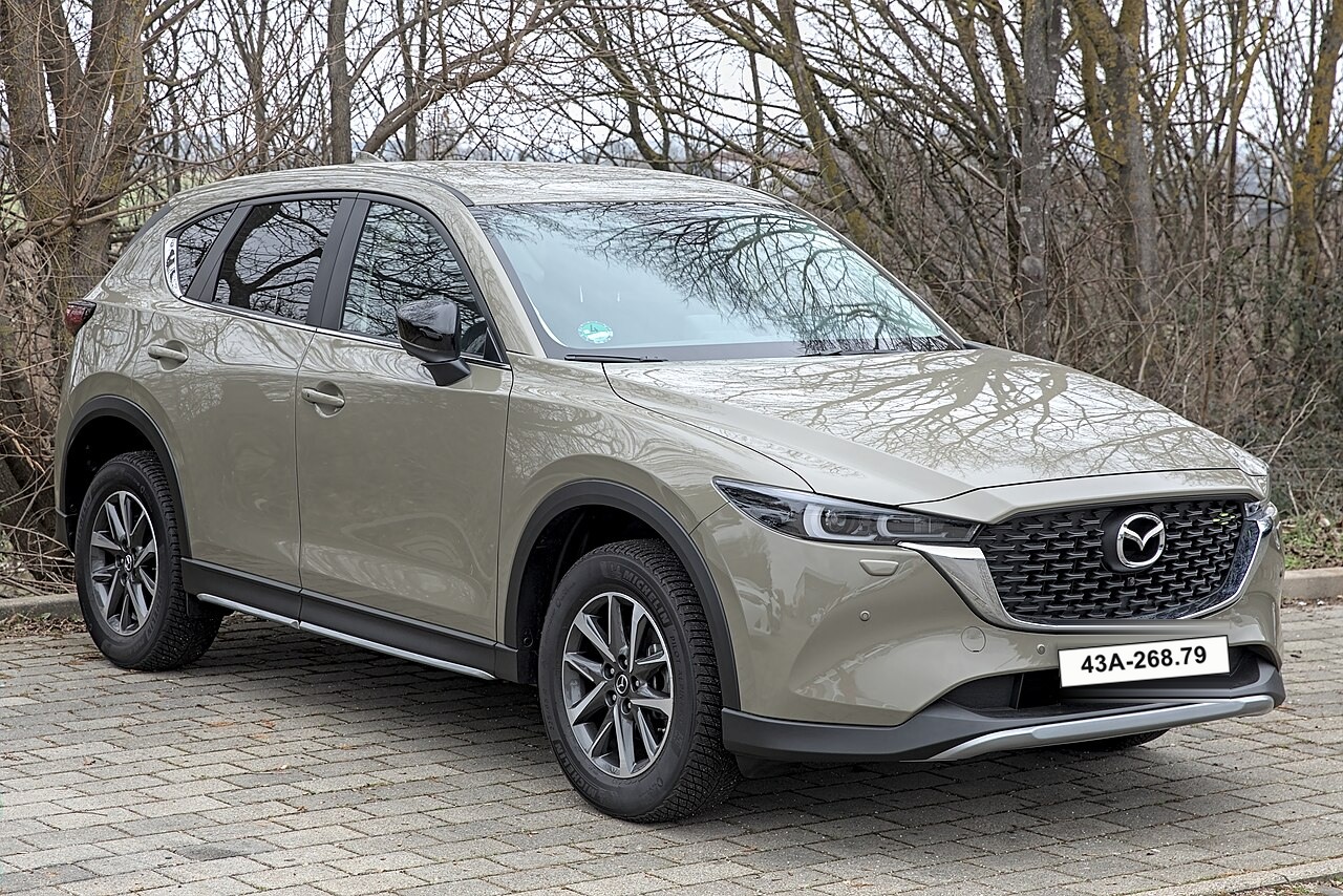 Thuê Mazda CX-5 Premium 2022 màu Xám thép tại Trung tâm Vĩnh Long, Vĩnh Long