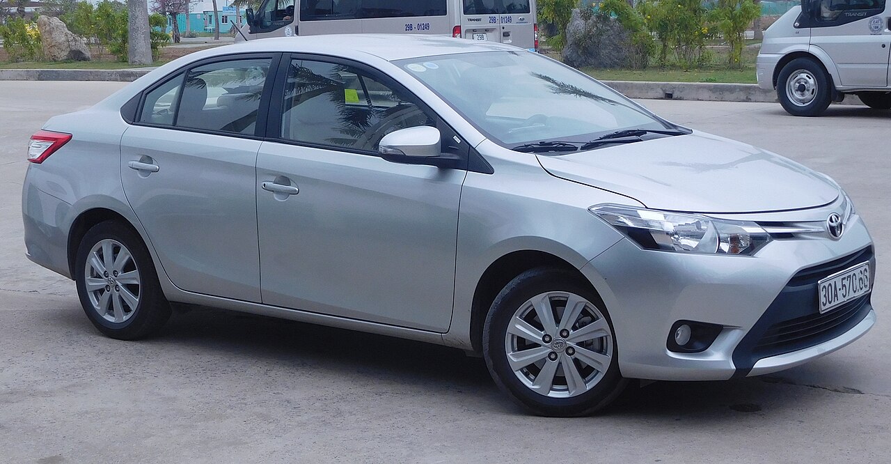 Thuê Toyota Vios 2023 màu Bạc tại Biển Cửa Lò, Nghệ An