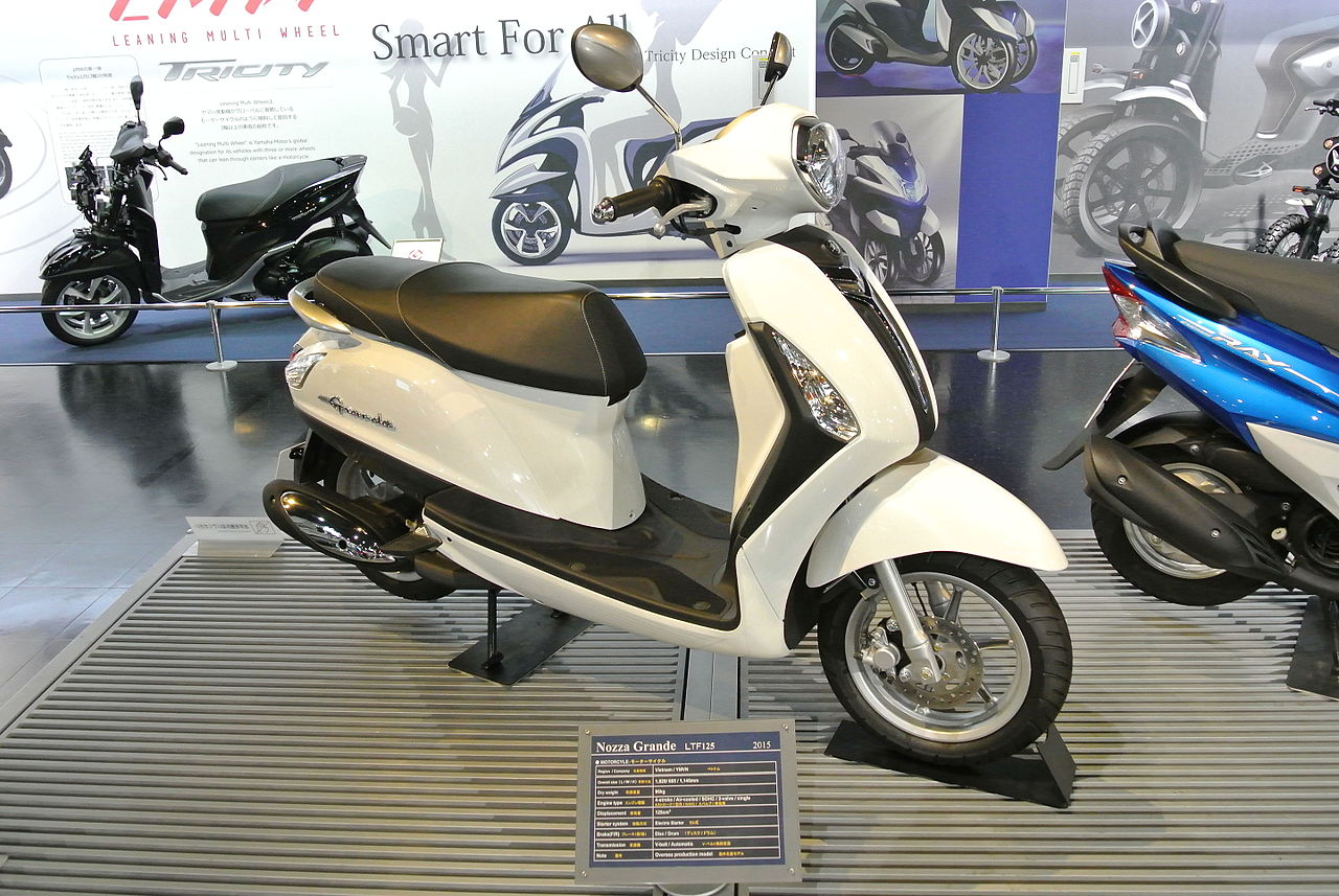 Thuê Yamaha Grande 2022 màu Hồng tại Hồ Tuyền Lâm, Lâm Đồng